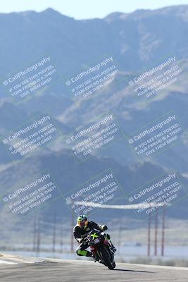 media/Jan-15-2026-Racers Edge (Thu) [[dfebeb70ab]]/3-B Group/Session 1 (Turns 9 and 8)/